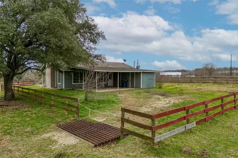 Other - 103 Robin Ln, Luling, TX 78648 photo 1 of 11