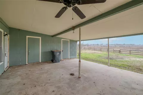 Exterior - 103 Robin Ln, Luling, TX 78648 photo 8 of 8