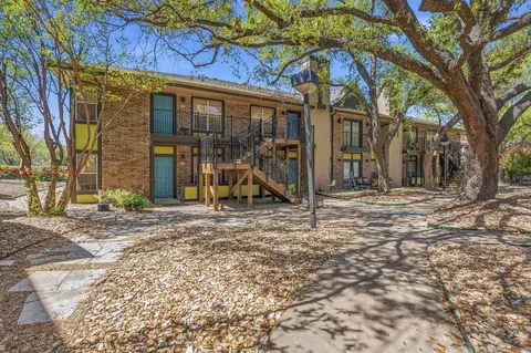 7685 Northcross Dr #1121, Austin, TX 78757