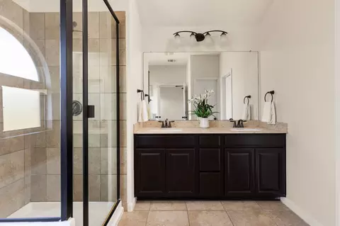 Bath - 2400 Leonards Pass, Leander, TX 78641 photo 2 of 4