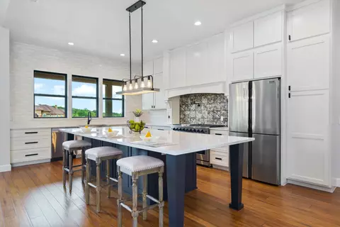 21409 Vista Estates Dr, Spicewood, TX 78669