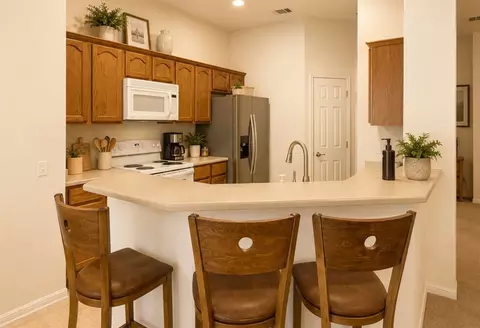 105 Quartz Dr, Jarrell, TX 76537 photo 3