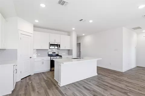 Kitchen - 191 Oriole St, Kyle, TX 78640 photo 4 of 4
