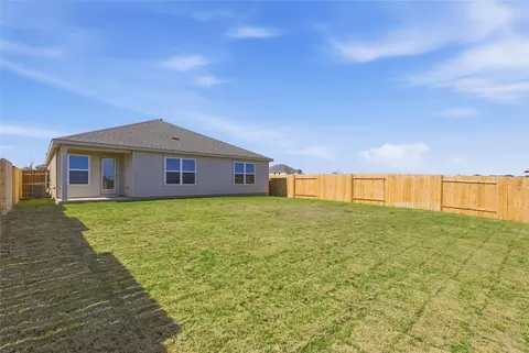 Exterior - 191 Oriole St, Kyle, TX 78640 photo 3 of 4