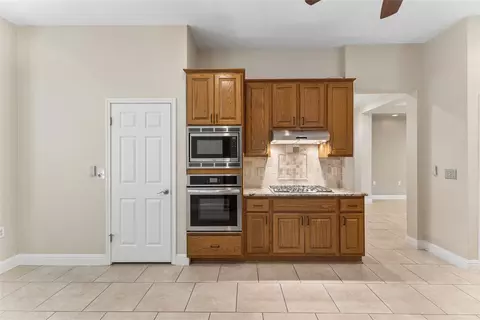 Kitchen - 109 Crystal Springs Dr, Georgetown, TX 78633 photo 4 of 4