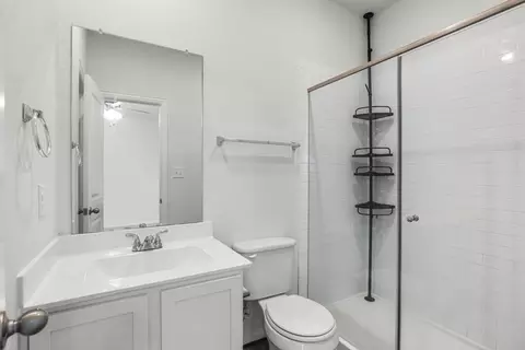 Bath - 104 Katie Elder Dr, Jarrell, TX 76537 photo 1 of 2