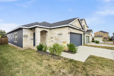 Exterior - 104 Katie Elder Dr, Jarrell, TX 76537 photo 5 of 5