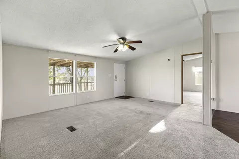 645 Old Luling Rd, Lockhart, TX 78644 photo 6