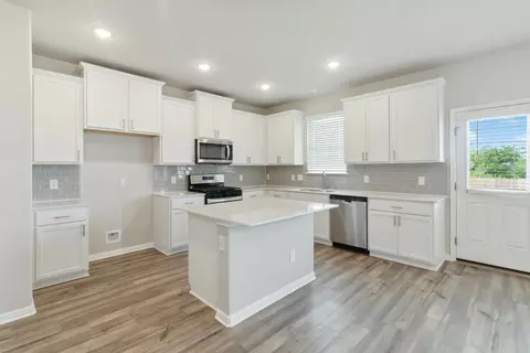 Kitchen - 6158 Marsh Ln, Buda, TX 78610 photo 3 of 3