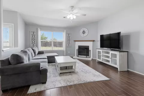 Living - 905 Lee Dr, Leander, TX 78641 photo 1 of 2