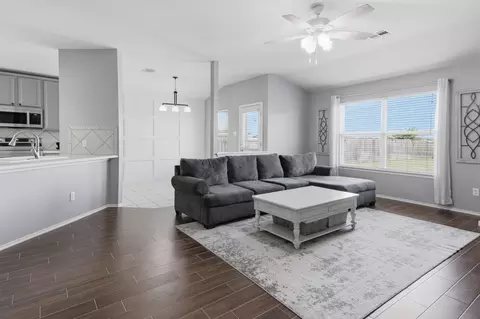 Living - 905 Lee Dr, Leander, TX 78641 photo 2 of 2