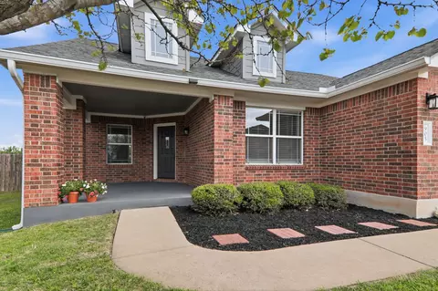 Exterior - 905 Lee Dr, Leander, TX 78641 photo 2 of 6