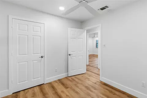 Bedroom - 326 Pine View Loop, Bastrop, TX 78602 photo 2 of 6