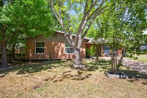 4606 S 2nd St, Austin, TX 78745