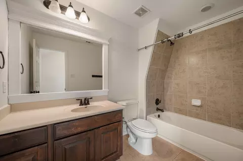 Bath - 2201 Quarry Loop, Leander, TX 78641 photo 3 of 4