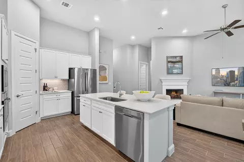 Kitchen - 8505 Moccasin Path, Austin, TX 78736 photo 4 of 7