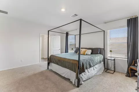 Bedroom - 343 Sickle Loop, Kyle, TX 78640 photo 5 of 10