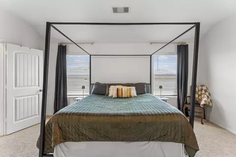 Bedroom - 343 Sickle Loop, Kyle, TX 78640 photo 4 of 10