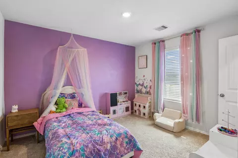 Bedroom - 343 Sickle Loop, Kyle, TX 78640 photo 8 of 10