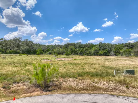 2121 Camino Way, Canyon Lake, TX 78133