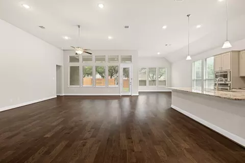 Living - 117 Barton Run Dr, Georgetown, TX 78628 photo 7 of 7