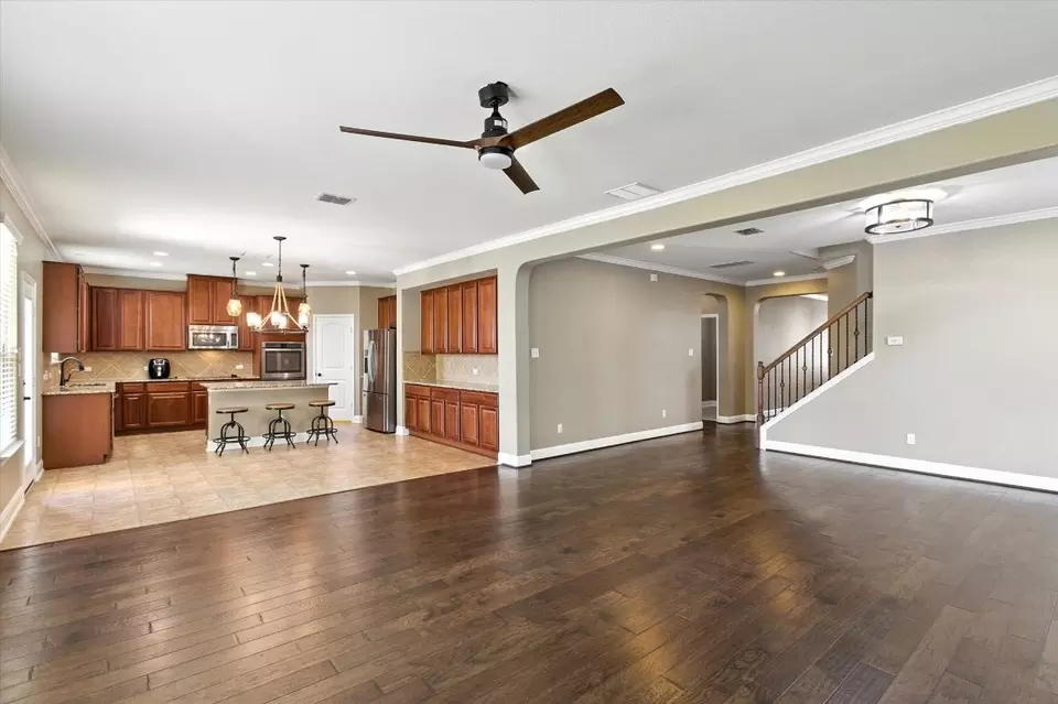 Living - 319 Hunters Hill Dr, San Marcos, TX 78666 photo 1 of 4