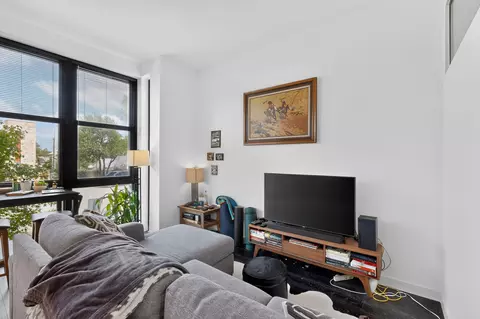 Living - 800 Embassy Dr #205, Austin, TX 78702 photo 4 of 7