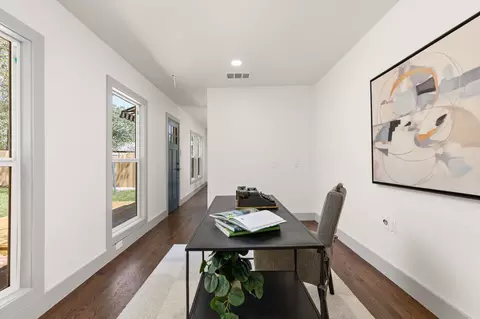 Entry Way - 3906 Willbert Rd, Austin, TX 78751 photo 1 of 2