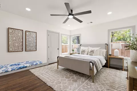 Bedroom - 3906 Willbert Rd, Austin, TX 78751 photo 1 of 2