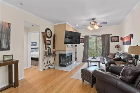 1741 Spyglass Dr #2-102, Austin, TX 78746