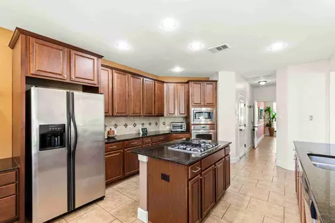 Kitchen - 2525 Quick Fort Dr, Leander, TX 78641 photo 2 of 4