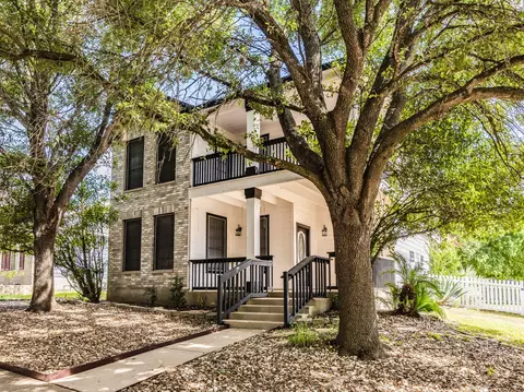 5814 Negley, Kyle, TX 78640