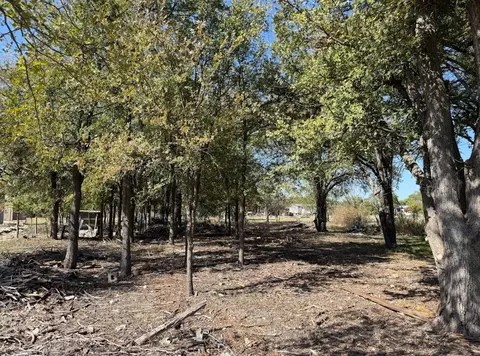699 S Cotrell St, Bartlett, TX 76511 photo 6