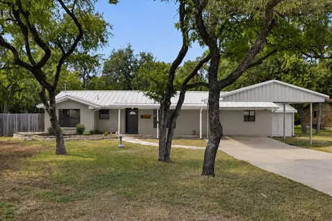 1011 Serenada Dr, Georgetown, TX 78628