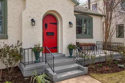 Exterior - 1505 Wethersfield Rd, Austin, TX 78703 photo 2 of 6