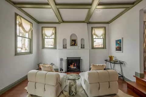 Living - 1505 Wethersfield Rd, Austin, TX 78703 photo 2 of 4