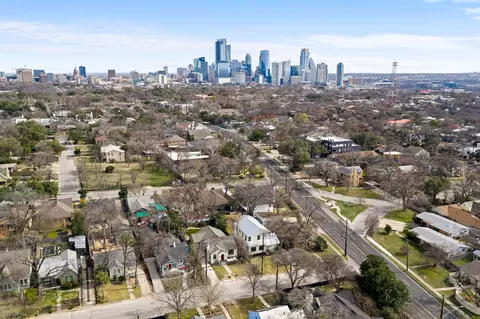 View/Area - 1505 Wethersfield Rd, Austin, TX 78703 photo 2 of 2