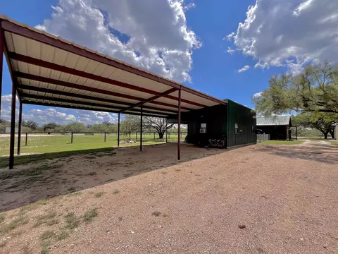 Exterior - 175 Elmer Rd, Llano, TX 78643 photo 4 of 6
