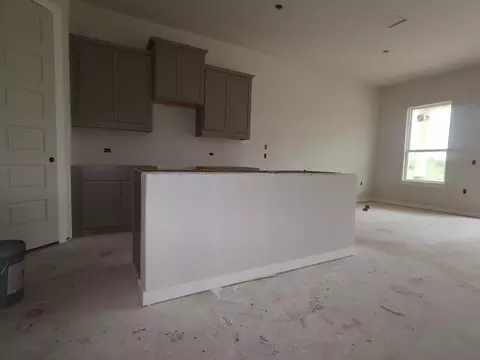 Kitchen - 275 Callahan Loop, Buda, TX 78610 photo 3 of 5