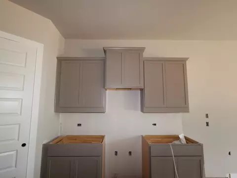Kitchen - 275 Callahan Loop, Buda, TX 78610 photo 4 of 5