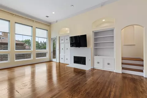 Living - 5903 Cane Pace, Austin, TX 78746 photo 2 of 3