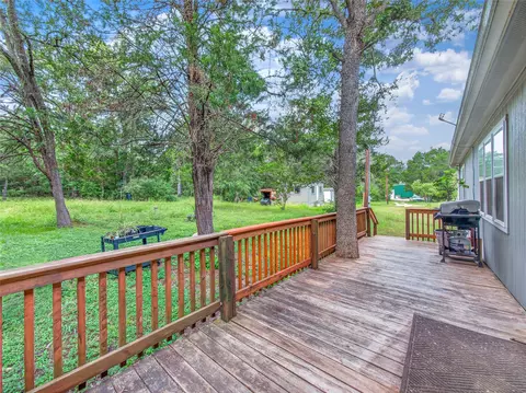 155 Hidden Oaks Loop, Elgin, TX 78621 photo 28
