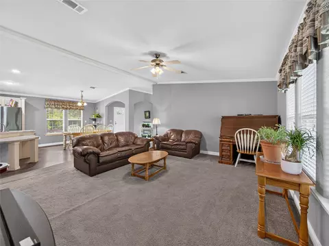 155 Hidden Oaks Loop, Elgin, TX 78621 photo 8