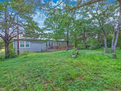 155 Hidden Oaks Loop, Elgin, TX 78621 photo 31