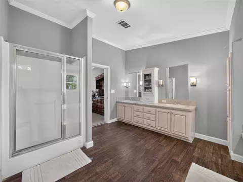 155 Hidden Oaks Loop, Elgin, TX 78621 photo 19