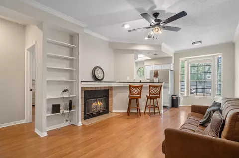 3111 Tom Green St #208, Austin, TX 78705