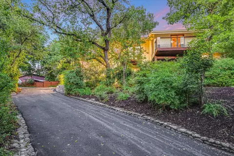 19 Sugar Shack Dr, West Lake Hills, TX 78746