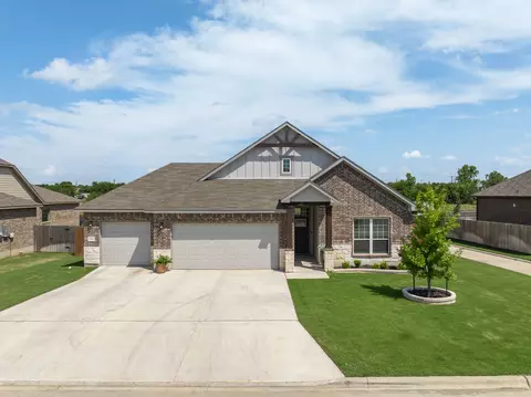 1202 Carnaby Dr, Temple, TX 76502