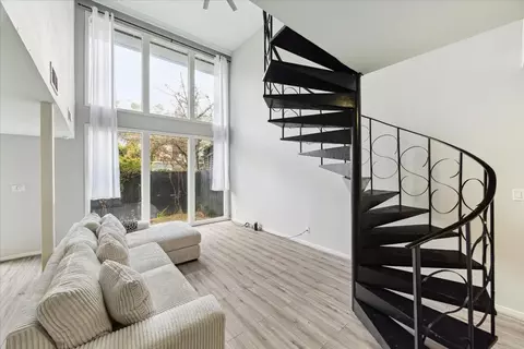 3300 Yorktown St #13, Houston, TX 77056