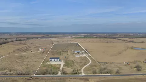 835 E County Road 304, Jarrell, TX 76537